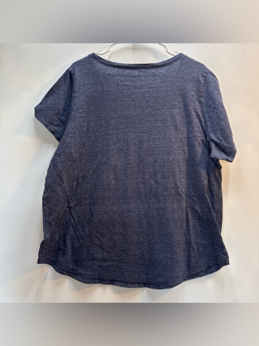 Lucky Brand Women’s Blue Gray Ace Card Graphic T-Shirt - Picture 2 of 7